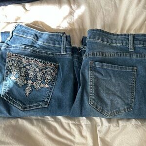 Two pair of woman’s jeans size 10 (S33)